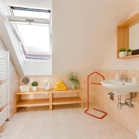 Jane's Charming Apartment